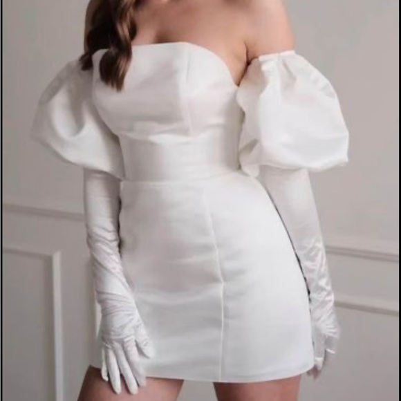 Avec Les Filles Mini Dress With Gloves | Puff Sleeves | Bridal | Engagement - Picture 1 of 8